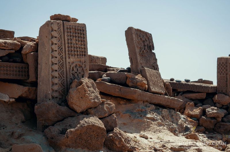 Graves of Soldiers of Muhammad bin Qasim